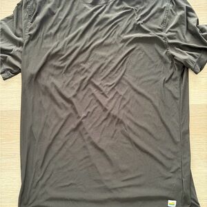 Vuori Black Short Sleeve Tee